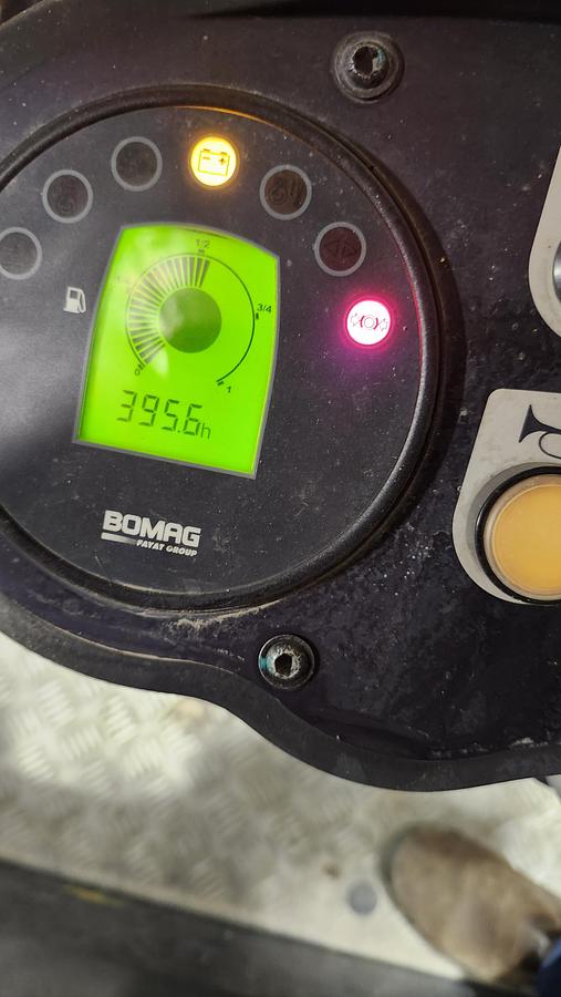 Used 2014 Bomag BW120AD-4