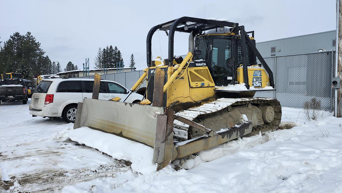 Used 2011 Komatsu D65 PX-16
