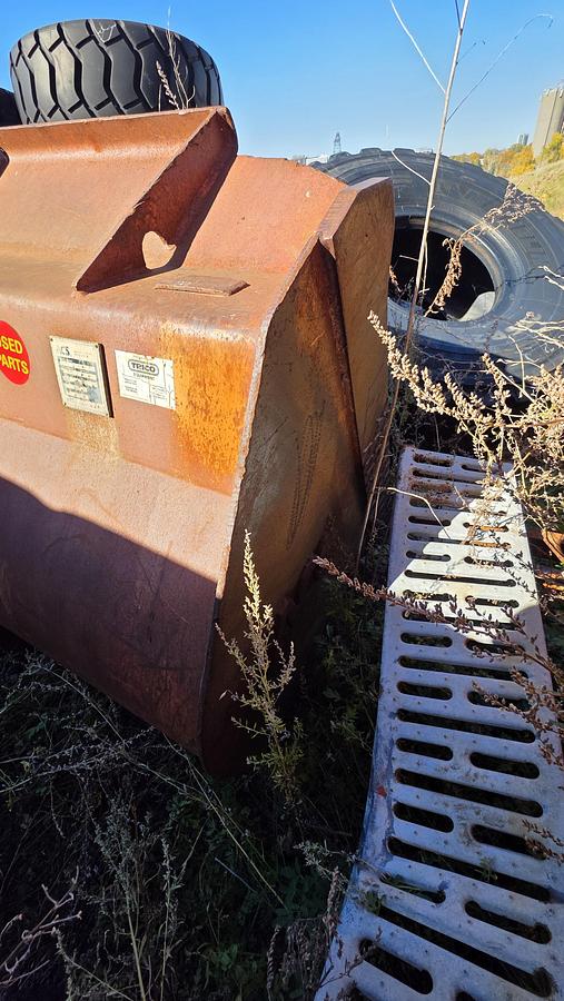 Used ACS 102 in Bucket