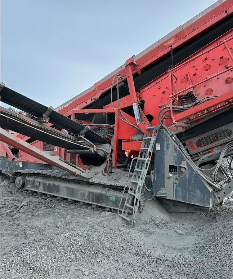 Used 2011 Terex Finlay 694+