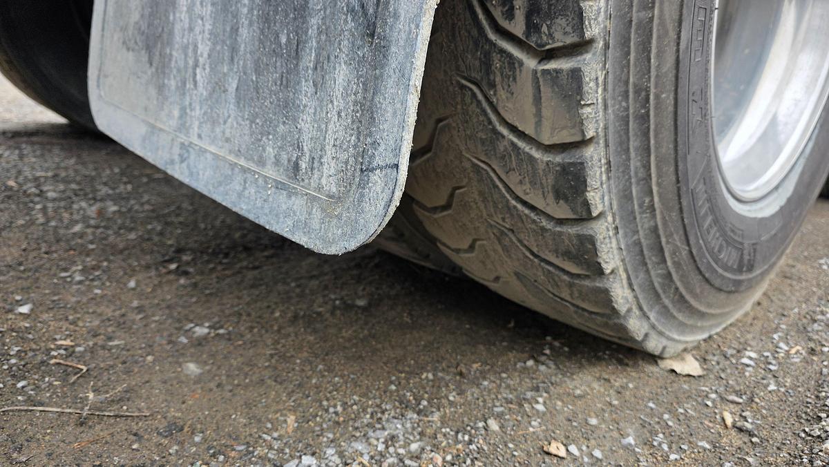 Used 2020 Trout River 4 axles Live Bottom