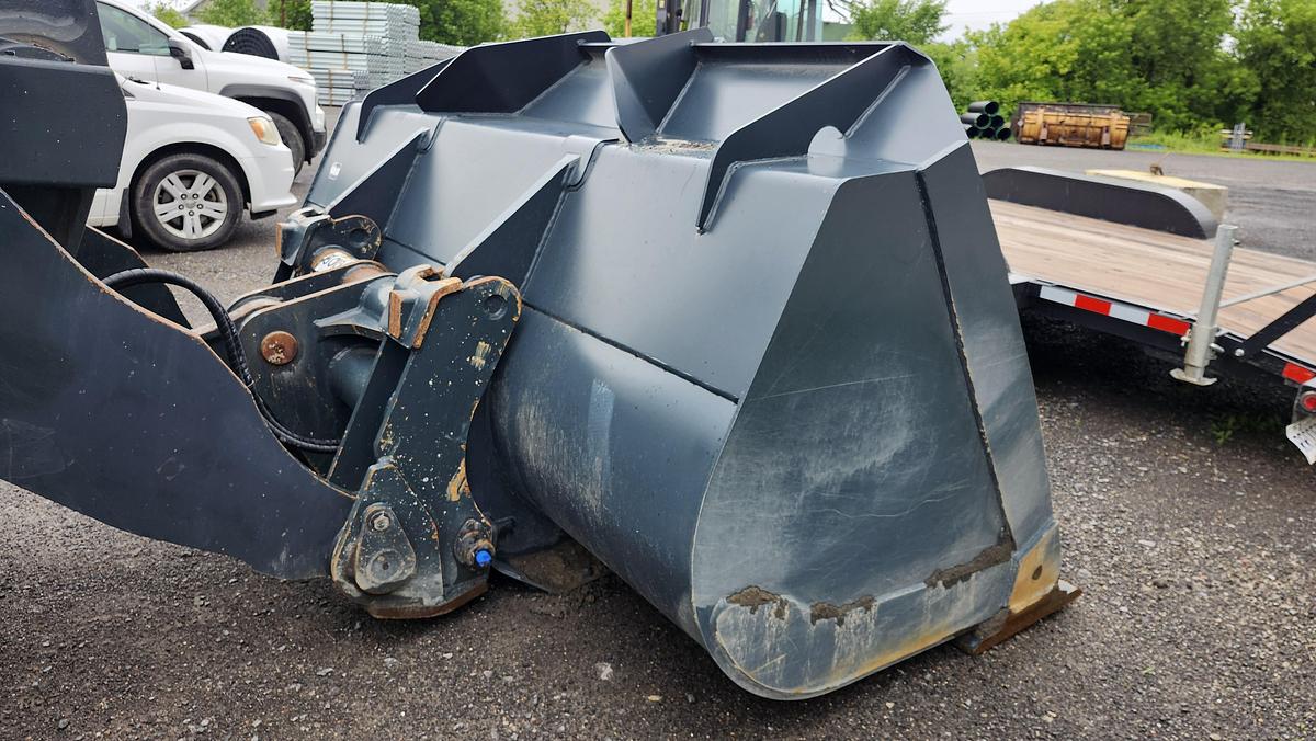 Used 2023 Hyundai HL960A HDXT