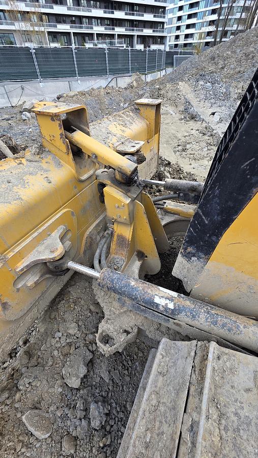 Used 2014 Caterpillar D5K LGP