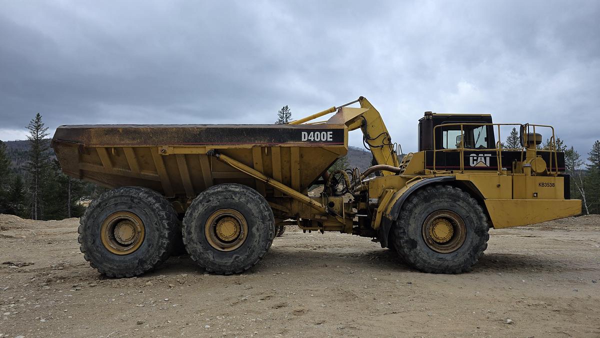 Used 1997 Caterpillar D400E