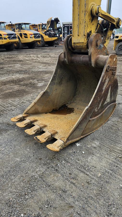 Used 2020 Kobelco SK230SR LC5