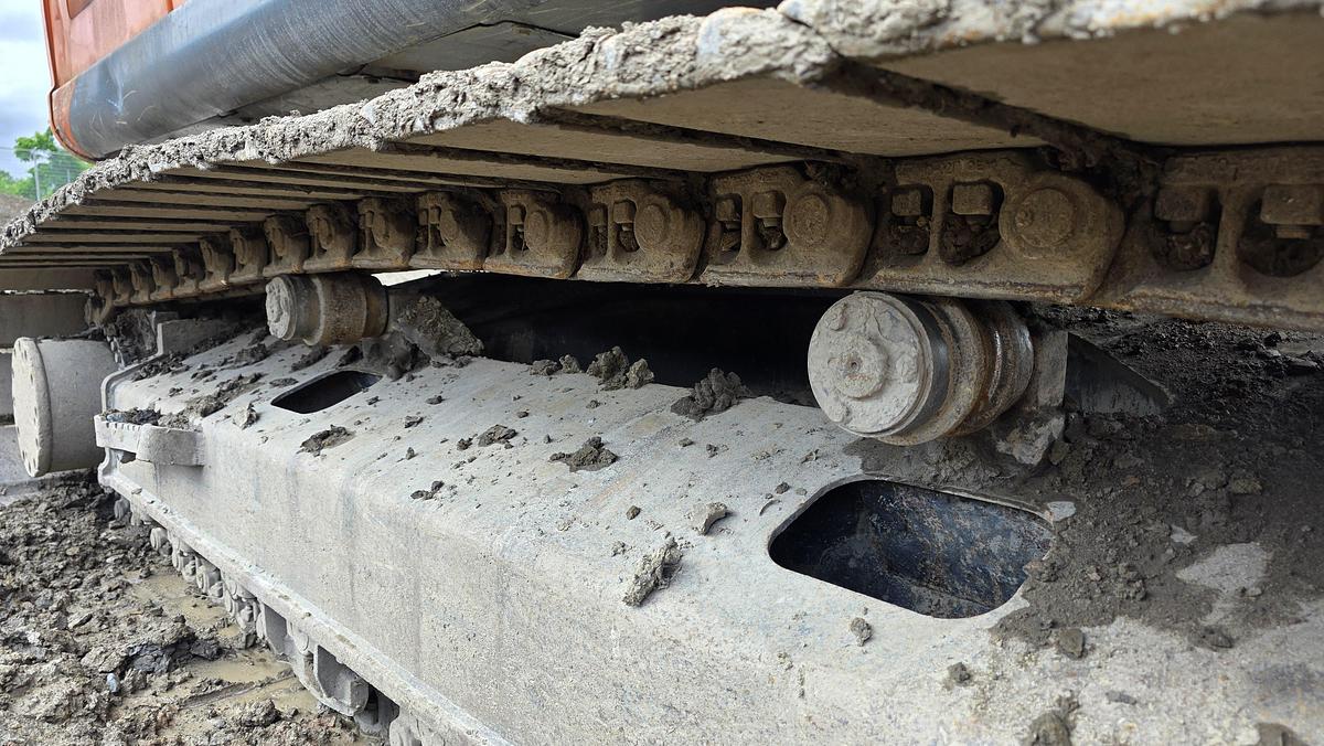 Used 2017 Hitachi ZX250