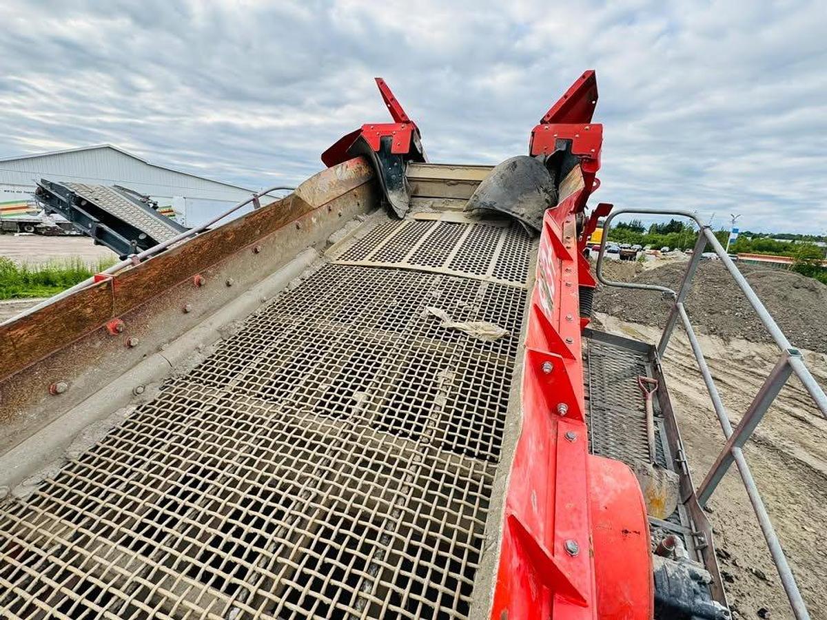 Used 2021 Terex Finlay 883+