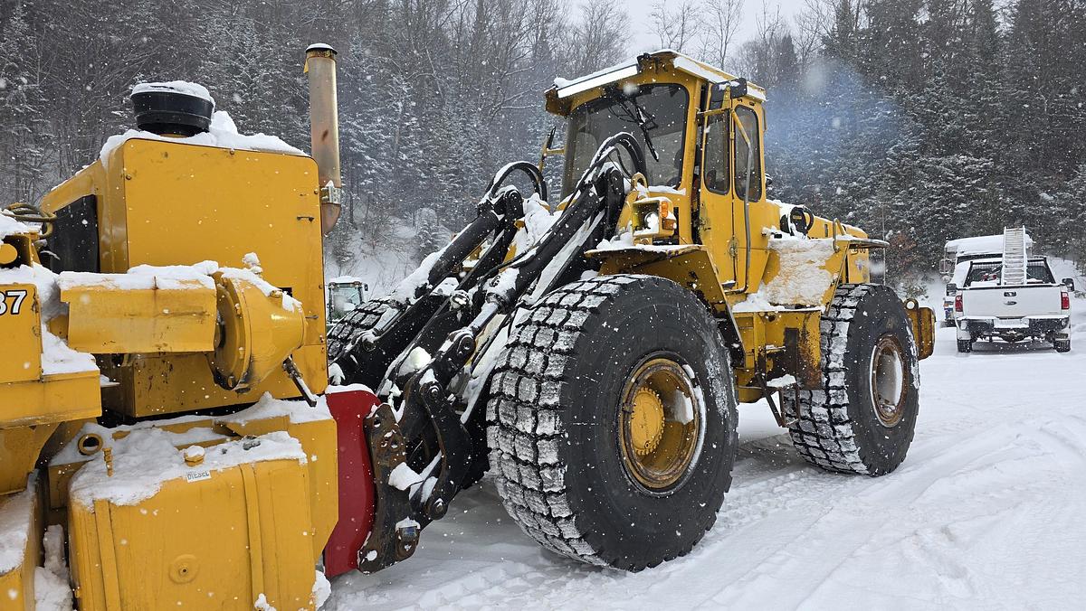 Used 2000 Volvo BM4500