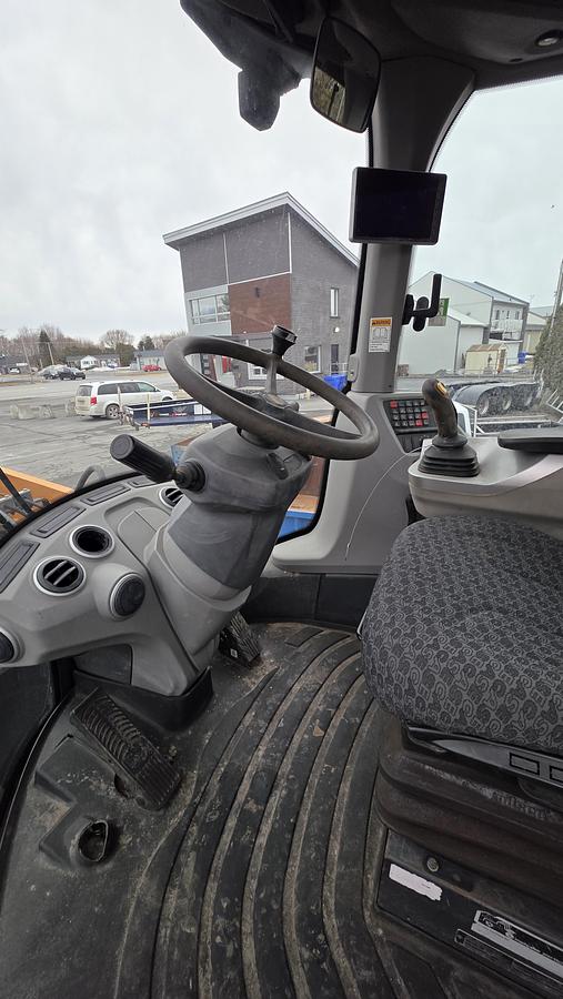 Used 2017 Case 621G