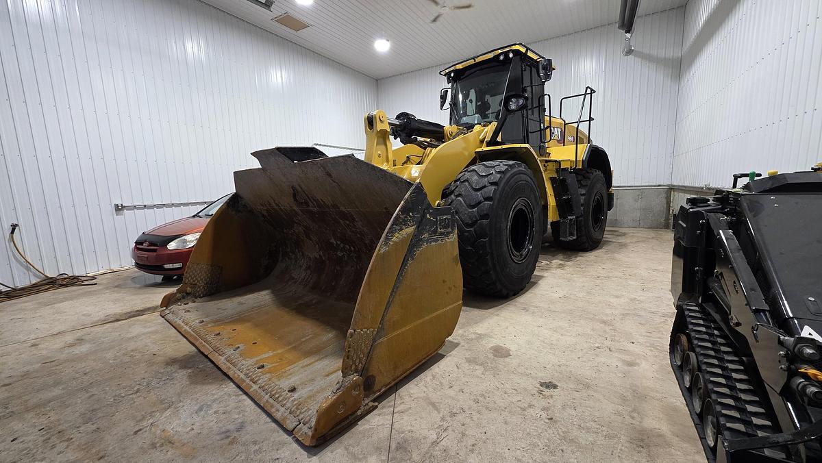 Used 2023 Caterpillar 966