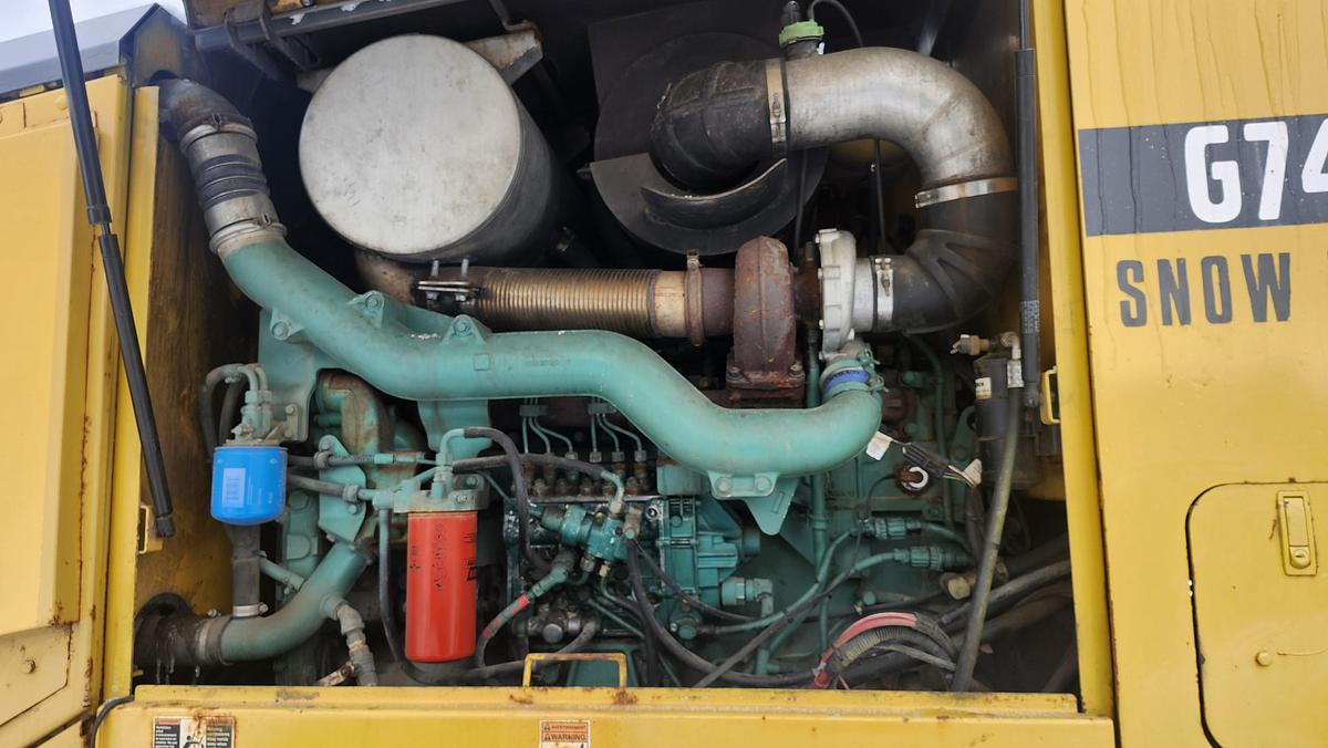 Used 2006 Volvo G740B