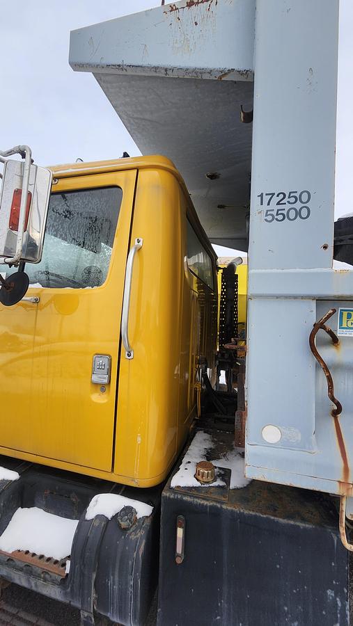 Used 1986 International S1900