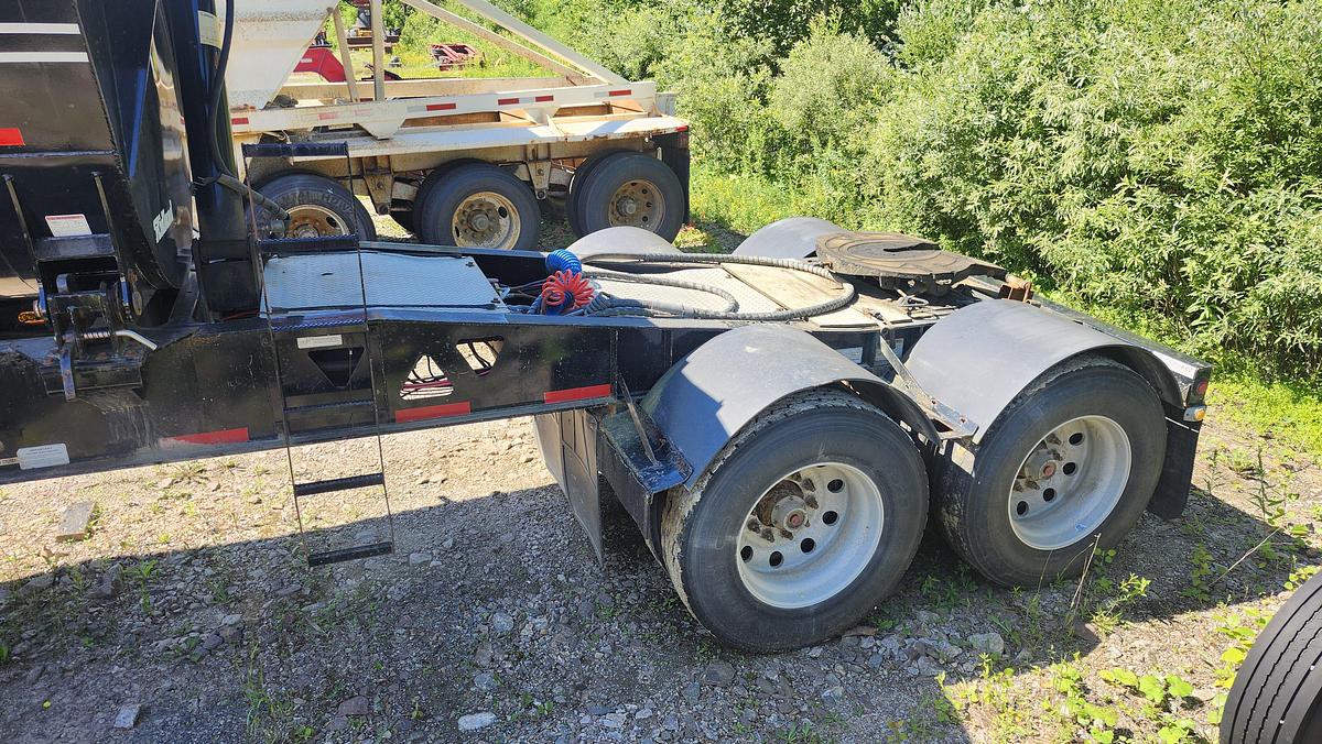 Used 2018 Midland TW2500 Lead Side Dump