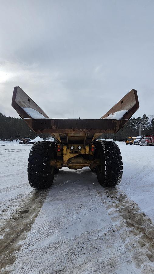 Used 2007 Caterpillar 730