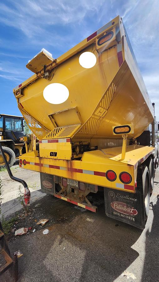 Used 2018 Peterbilt 348