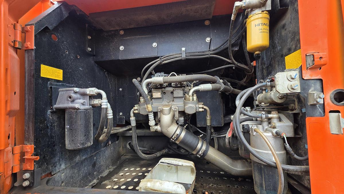 Used 2017 Hitachi ZX250