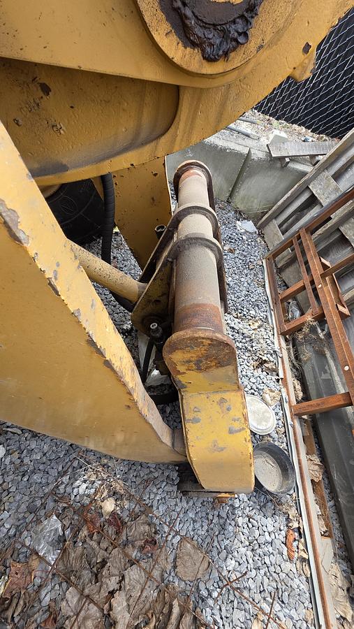 Used 1999 Caterpillar 938G