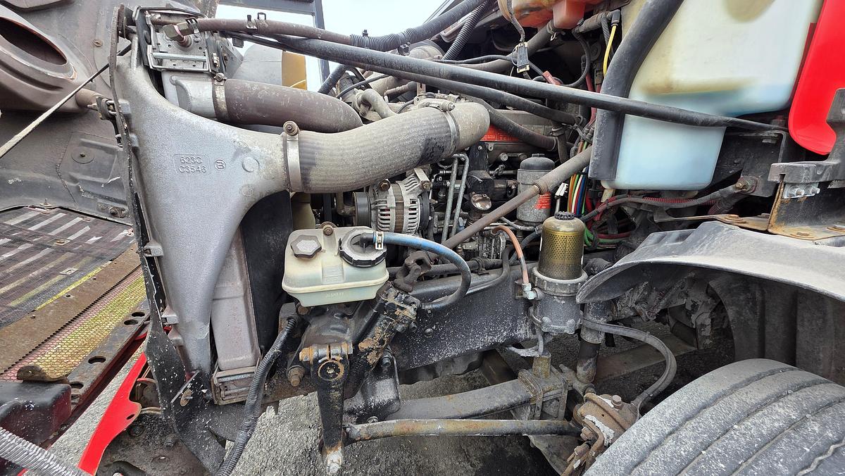 Used 2006 Freightliner Columbia