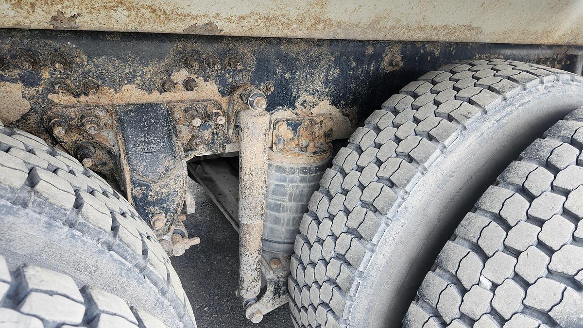 Used 2006 Mack CT713