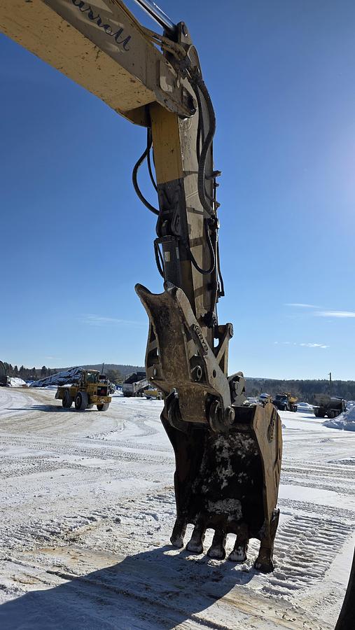 Used 2021 Caterpillar 325-07