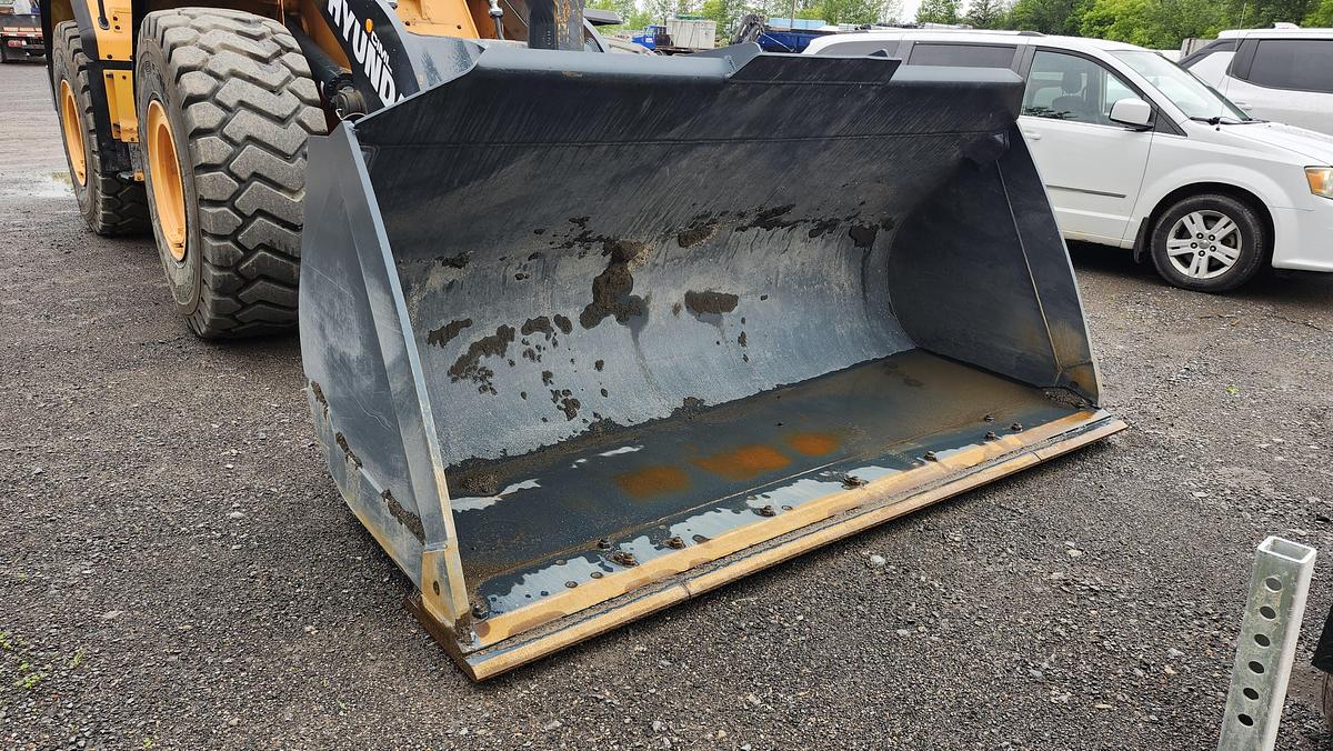 Used 2023 Hyundai HL960A HDXT