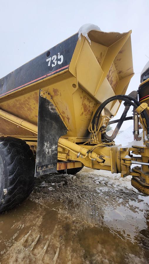 Used 2001 Caterpillar 735