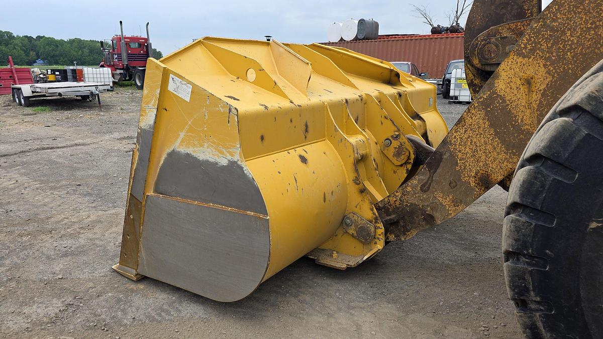 Used 2010 Komatsu WA480-6