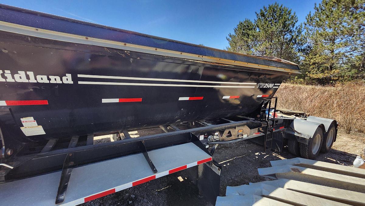 Used 2018 Midland TW2500 Lead Side Dump