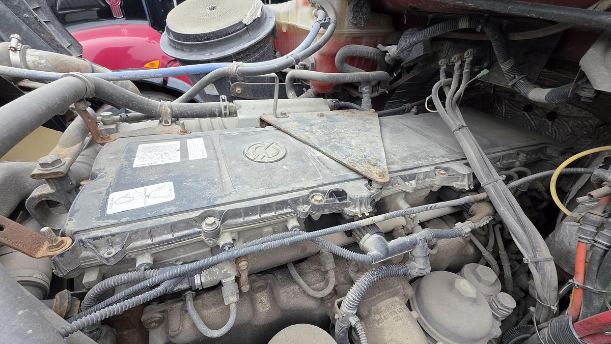 Used 2017 Freightliner SD114