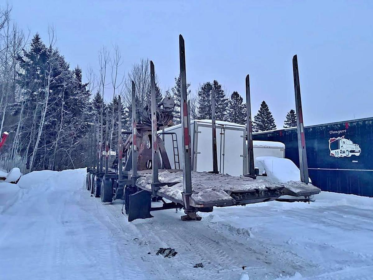 Used 2015 Manac Rotobec Log Trailer