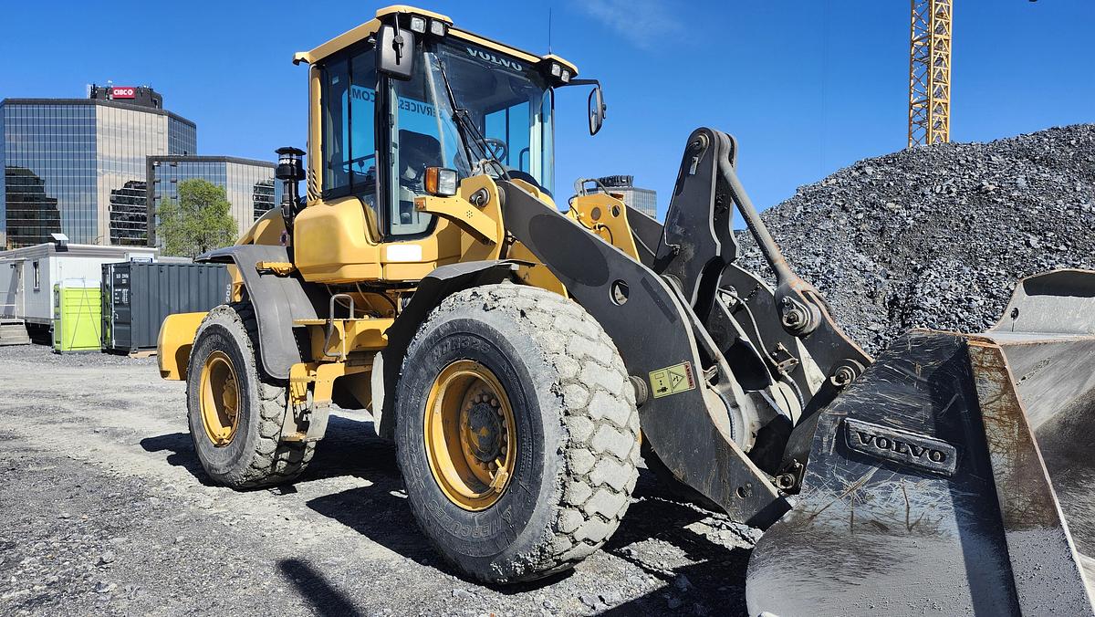 Used 2014 Volvo L90G