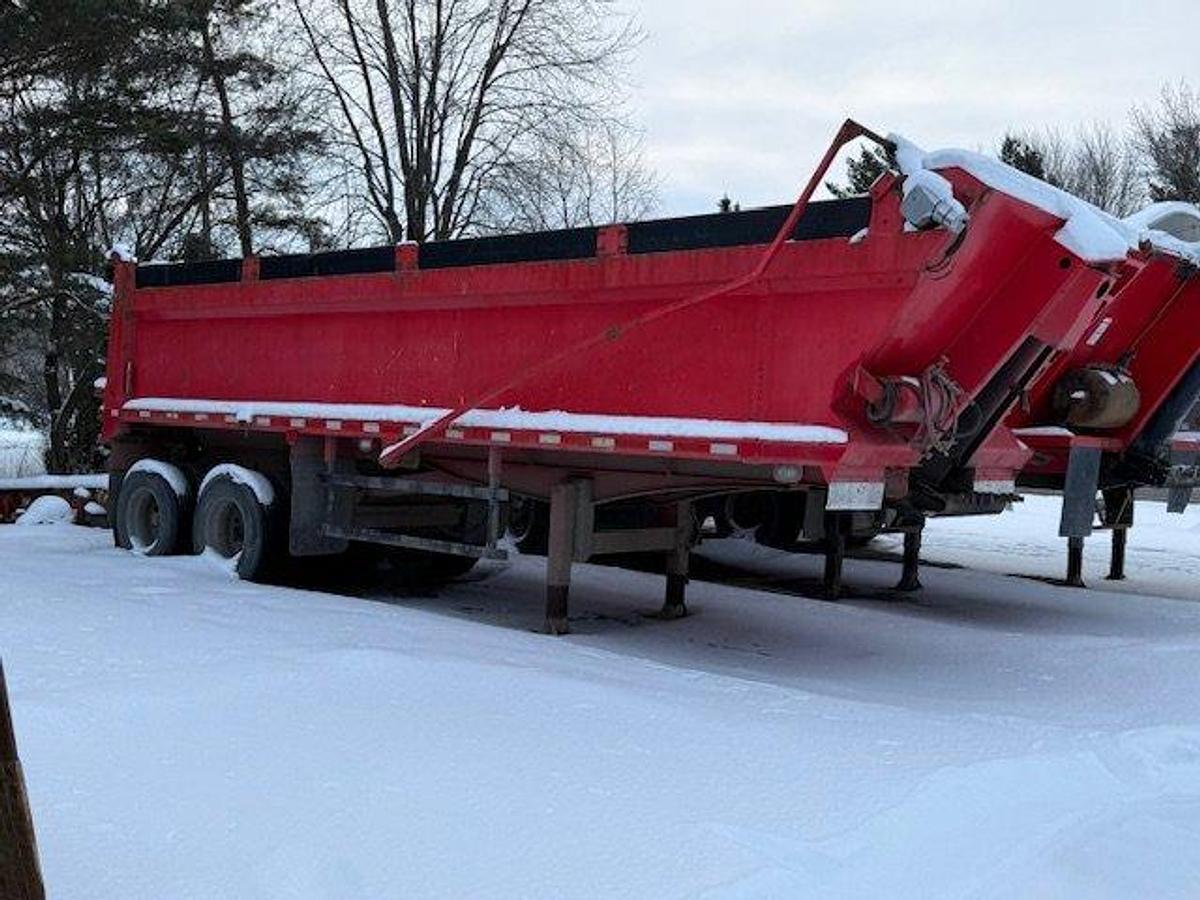 Used 2015 ACNS 2 essieux dompeur