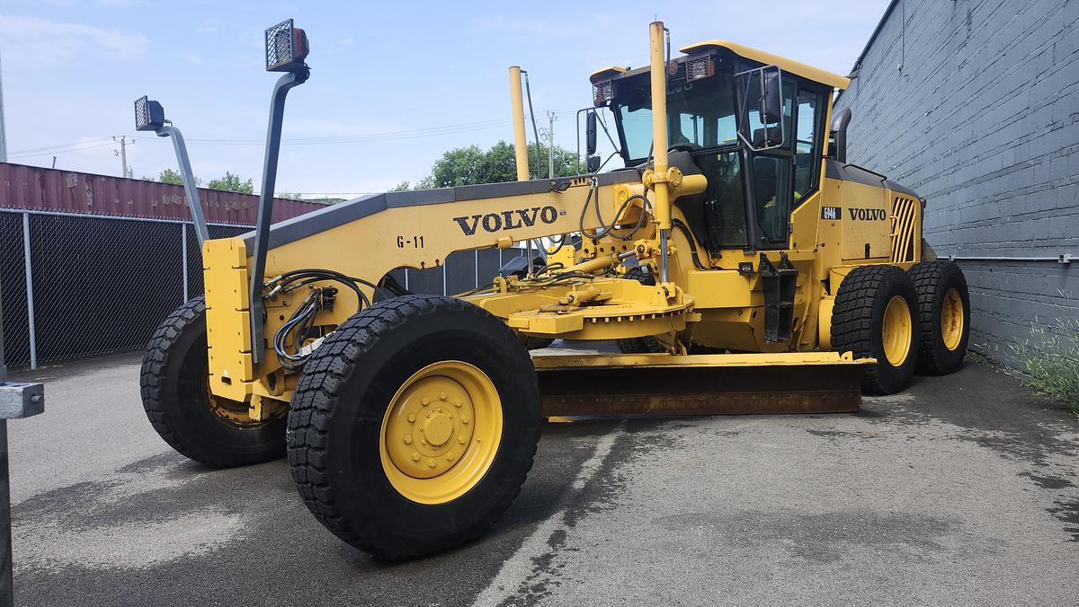 Used 2008 Volvo G946