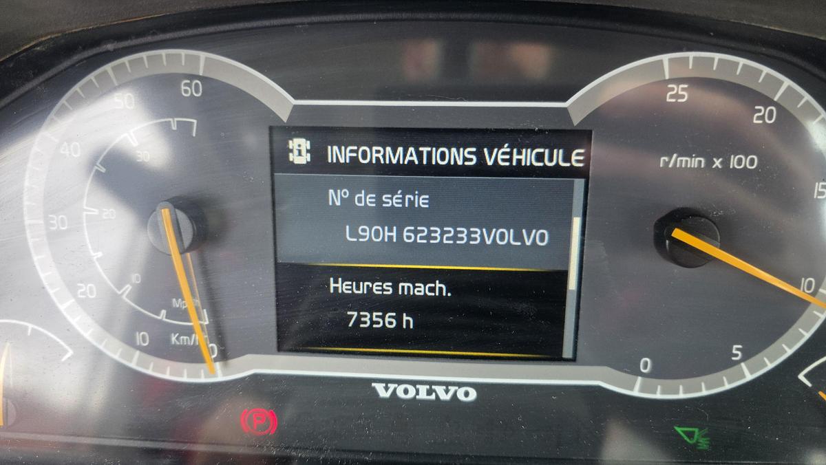 Used 2015 Volvo L90H