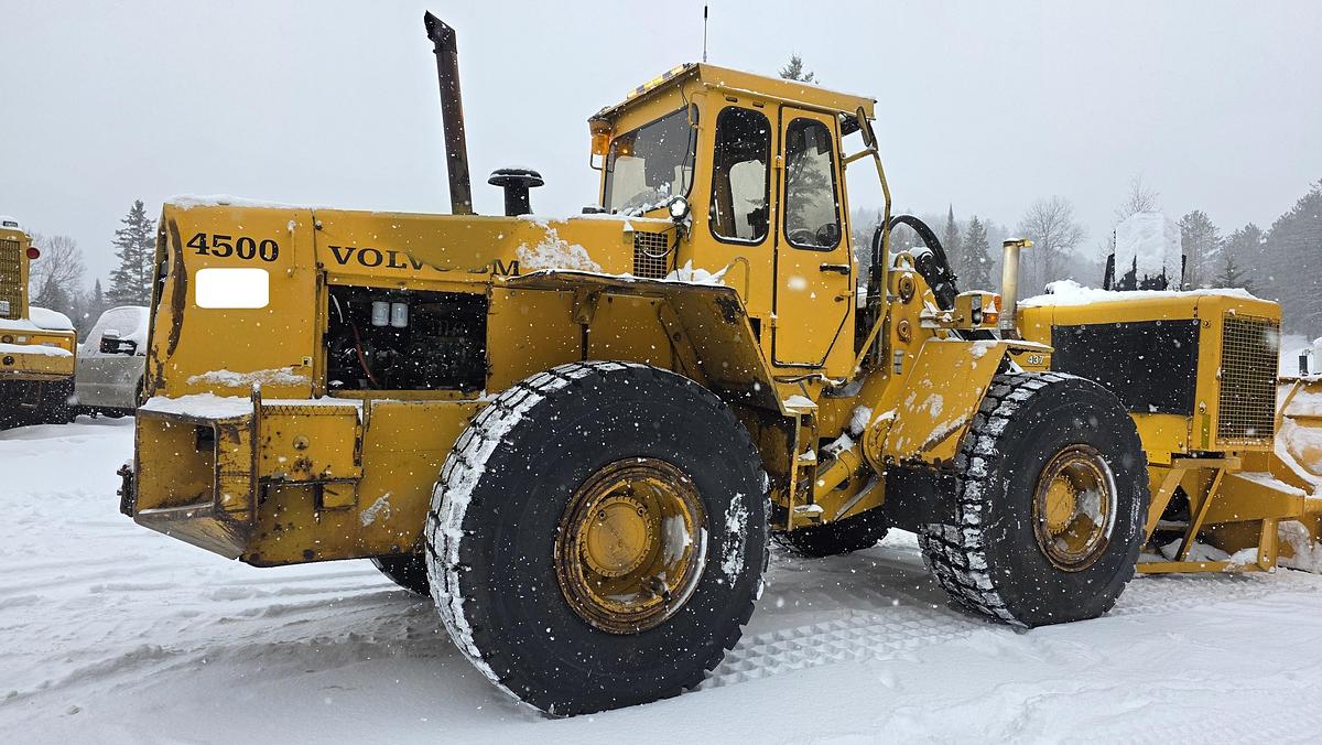 Used 2000 Volvo BM4500