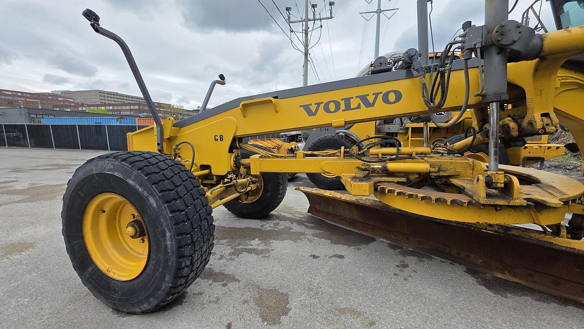 Used 2006 Volvo G740B