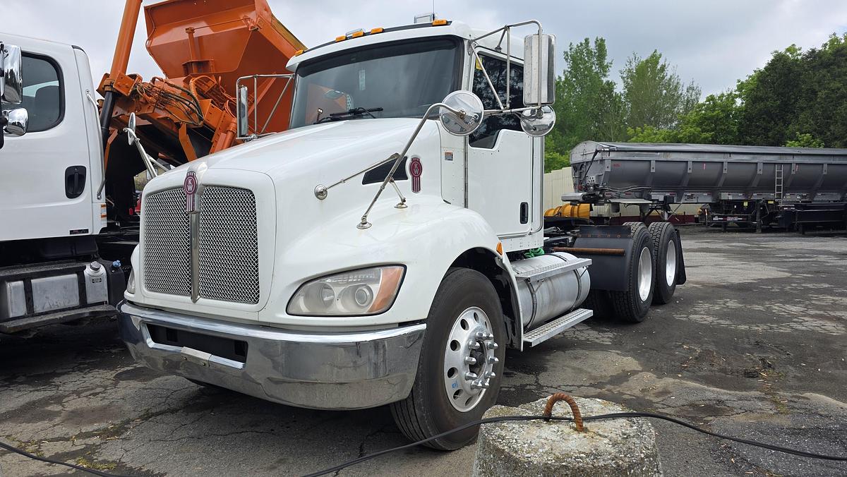 Used 2019 Kenworth T370