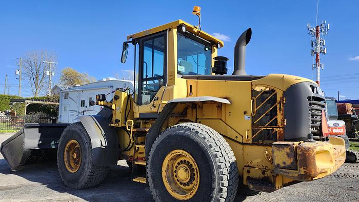 Used 2010 Volvo L70F