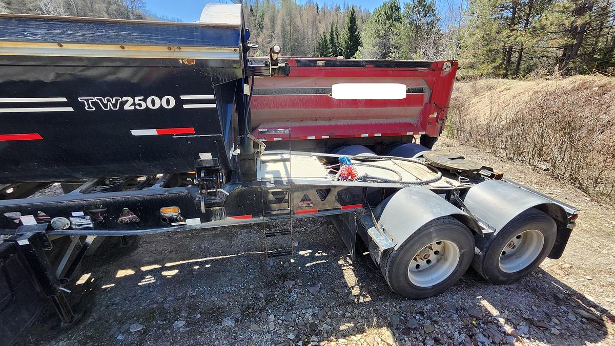 Used 2018 Midland TW2500 Lead Side Dump