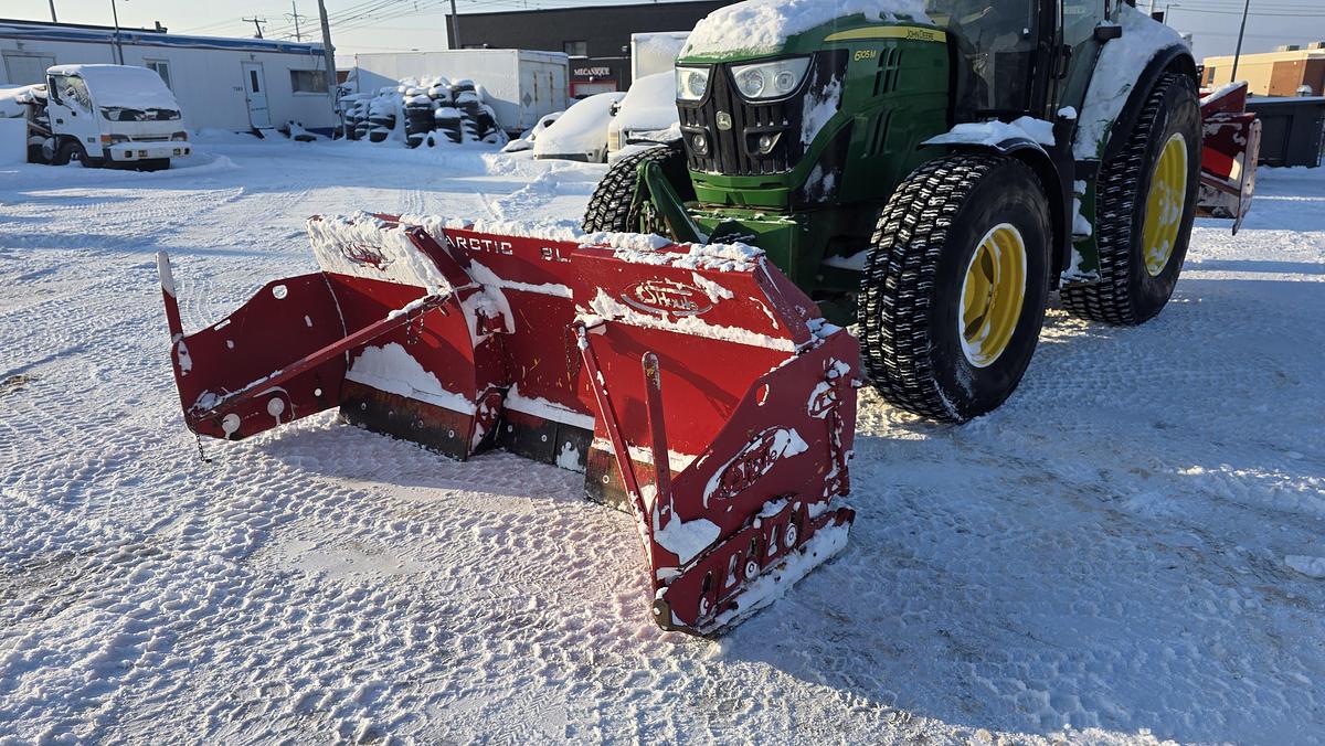 Used 2014 John Deere 6105M