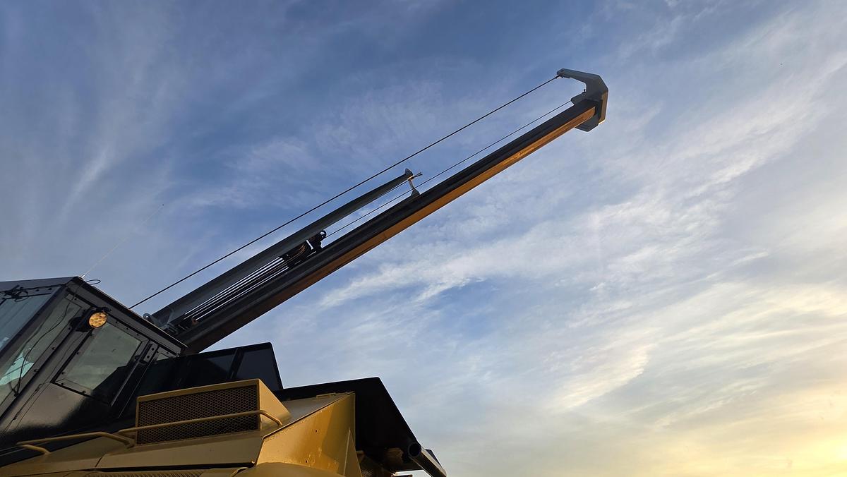 Used 2008 Caterpillar 320C FM
