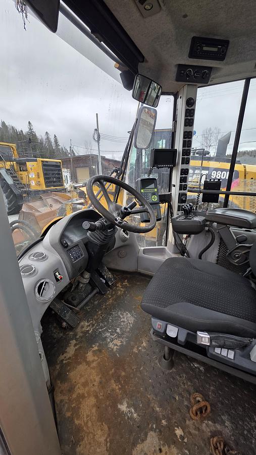 Used 2013 Volvo L180G