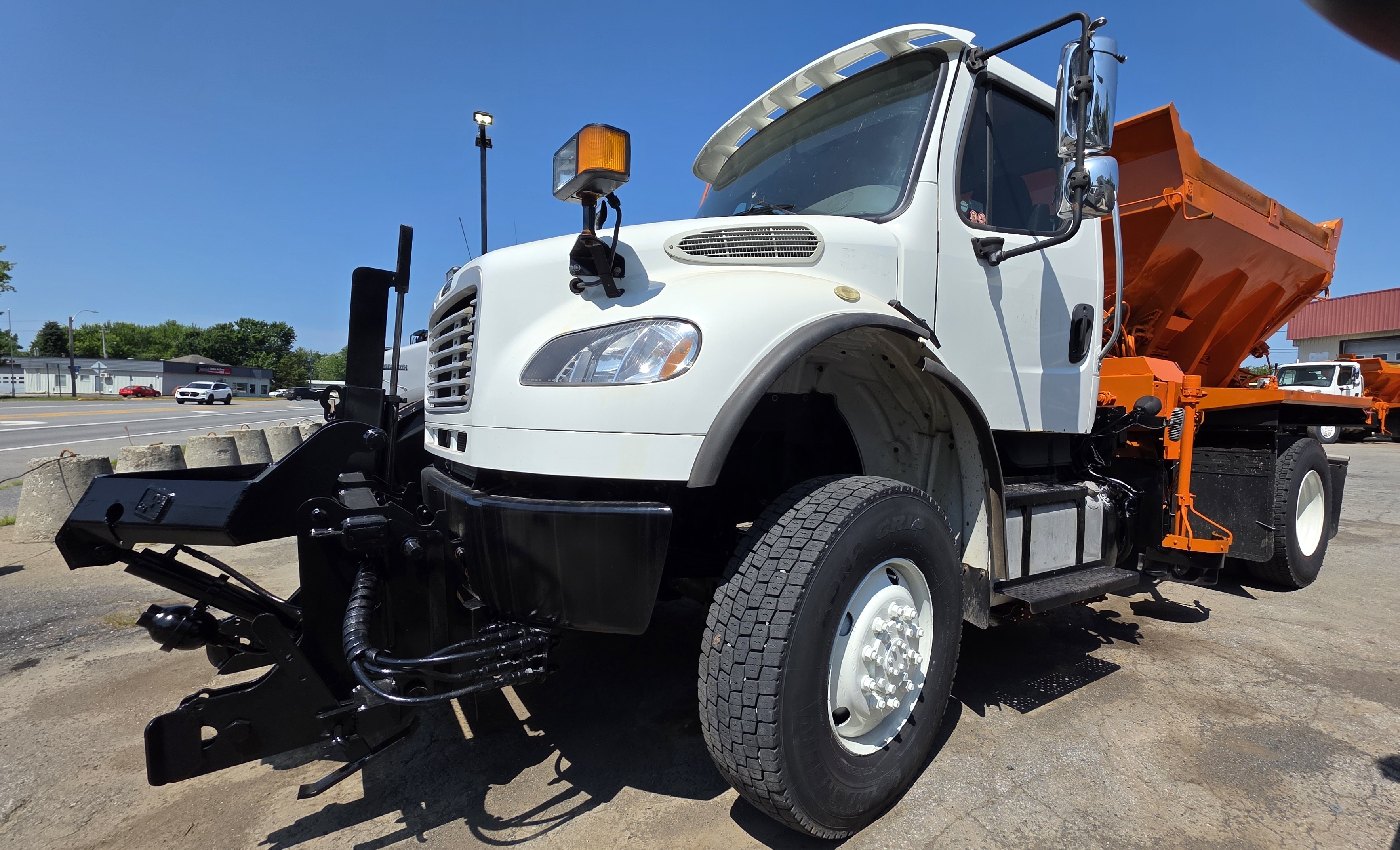 Used 2015 Freightliner 6x6