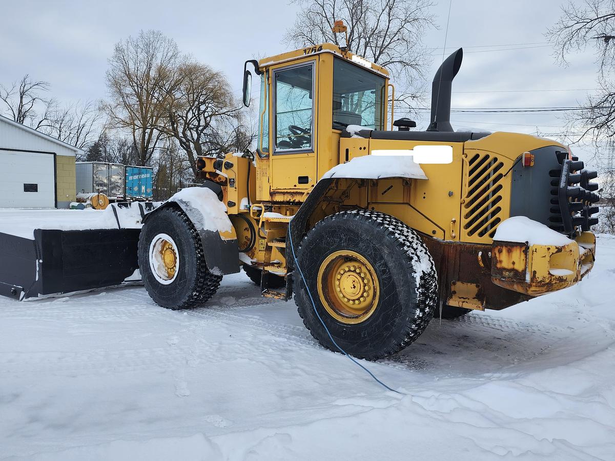 Used 2006 Volvo L70E
