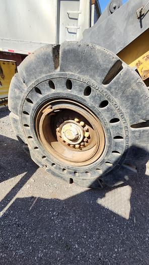 Used 4x 20.5x25 Brawler Solid Flex Tires