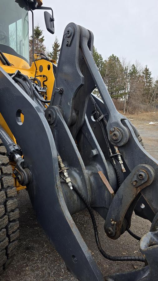 Used 2016 Volvo L70H