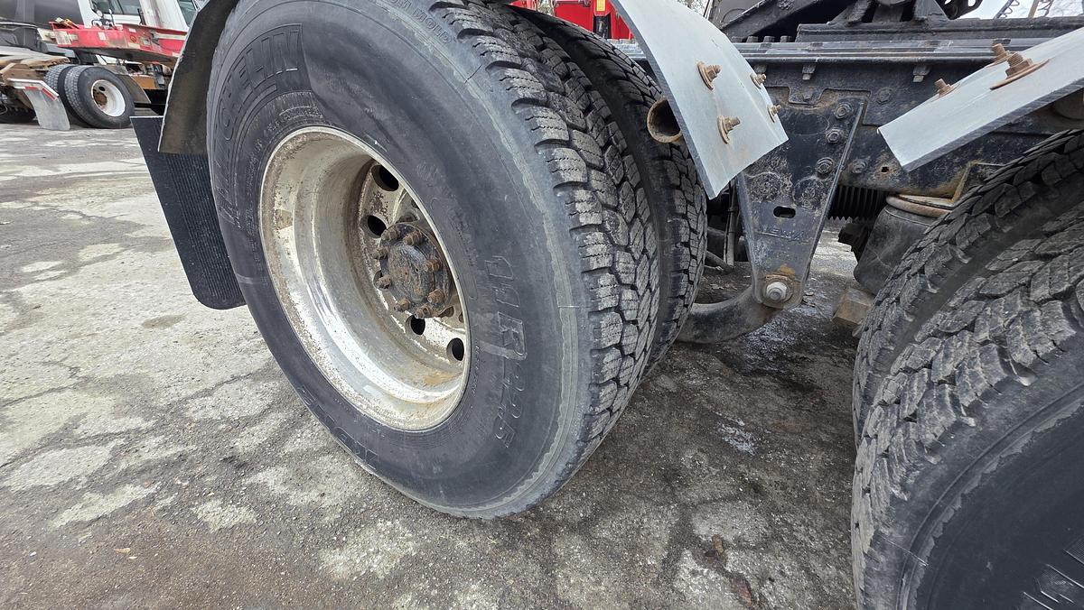 Used 2011 Peterbilt 378