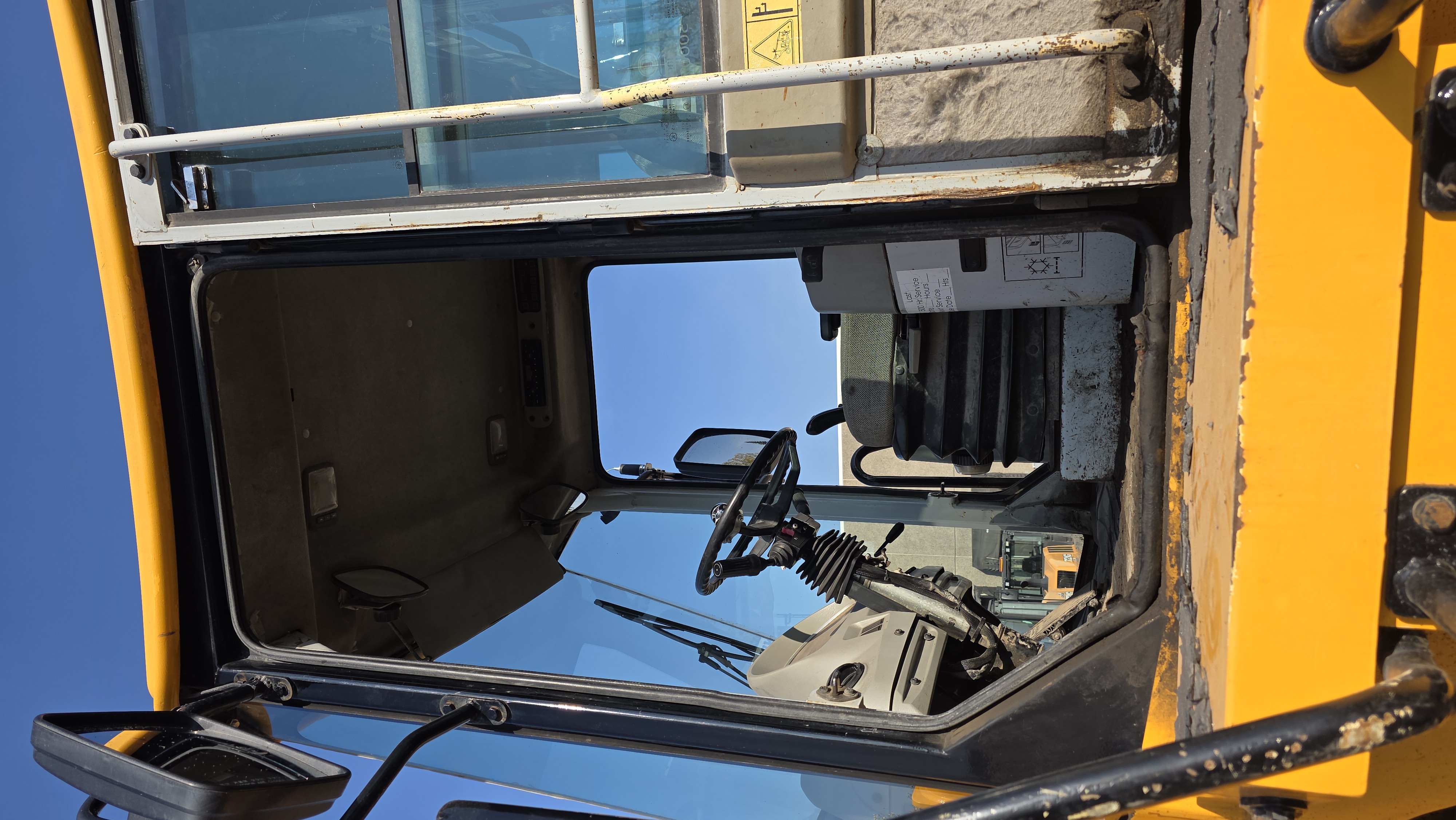 Used 2006 Hyundai 757-7