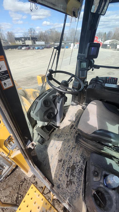 Used 2016 John Deere 844K-II