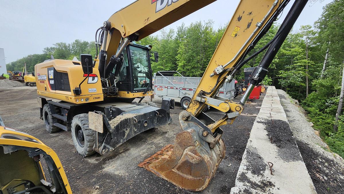 Used 2016 Caterpillar M320F